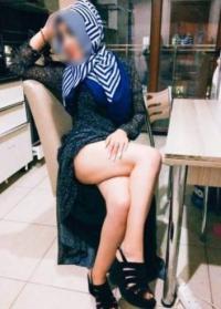 Türbanlı Escort Bayan Başakla Heyecanı Yakalayın